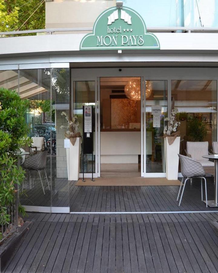 Hotel Mon Pays 리치오네 외부 사진